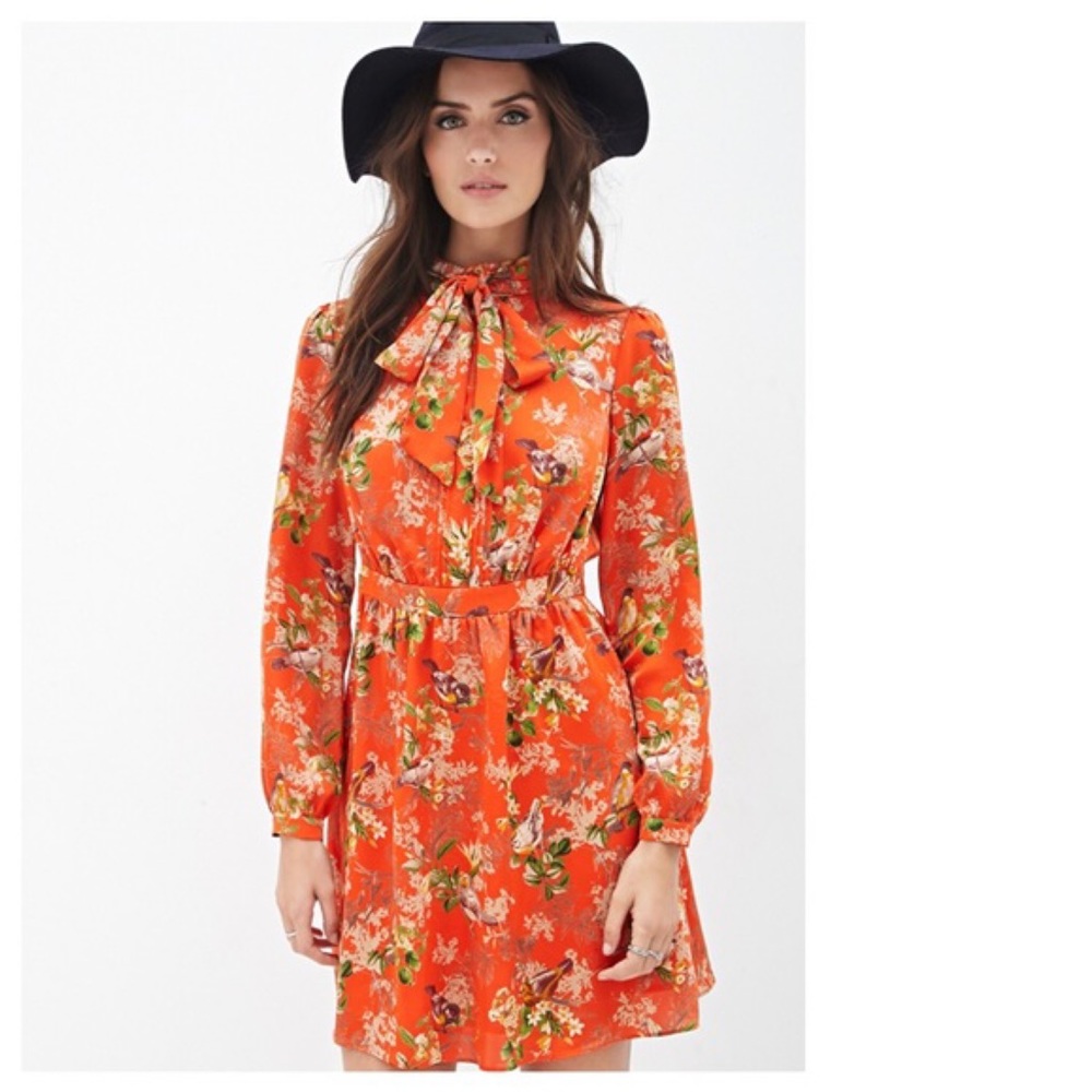Satin Fall dress with tie bow L (fits M/L) Forever 21